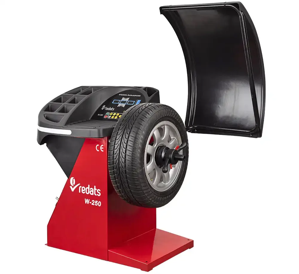 Équilibreuse automatique REDATS W-250 pour roues VP — vue 2