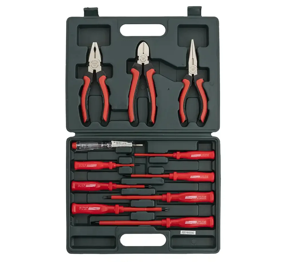 Coffret tournevis isolés et pinces Mannesmann 11 pièces — vue 2