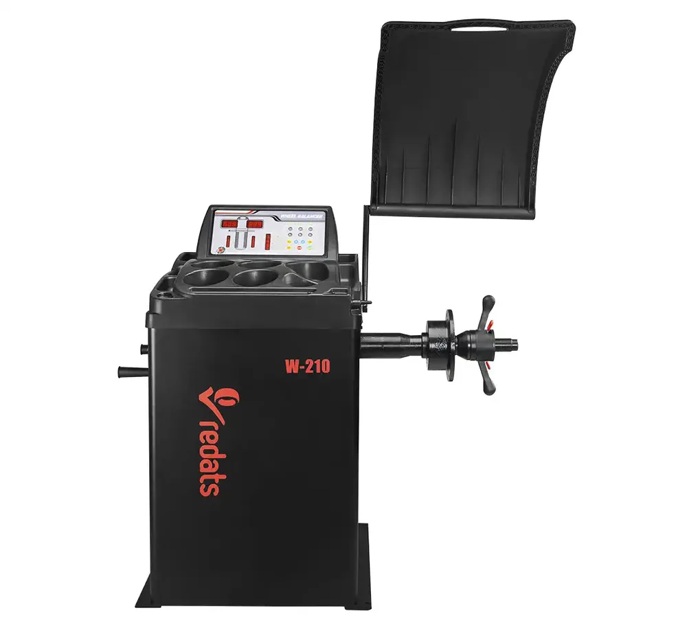 Équilibreuse de roues semi-automatique REDATS W-210 — vue 3