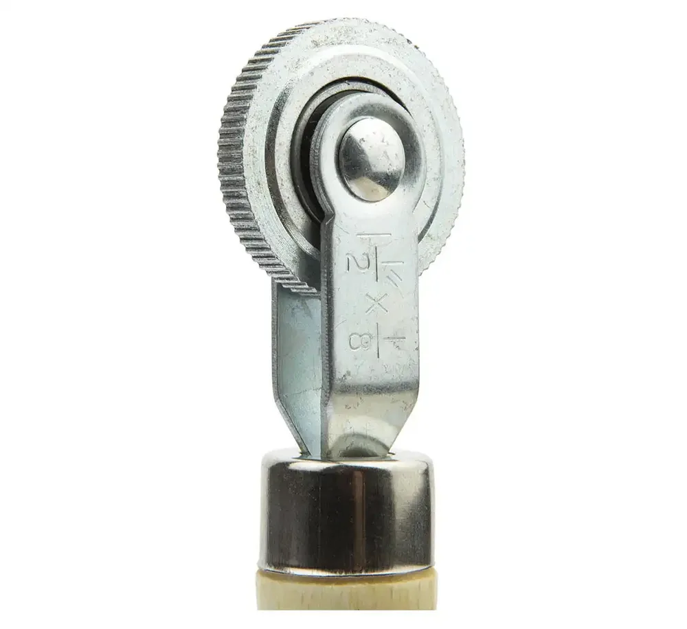 Rouleau de pression emplatre pneu manche bois REDATS — vue 3